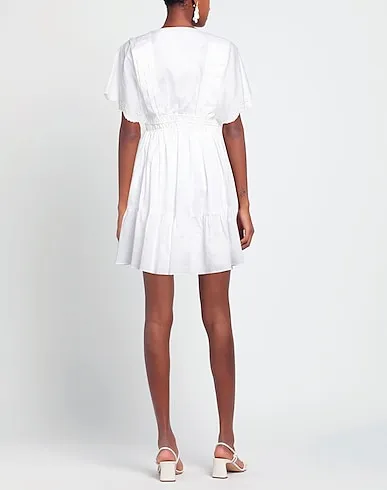 https://images.styletyx.com/images/white-plain-weave-short-dress-les-copains-3289797_3.webp