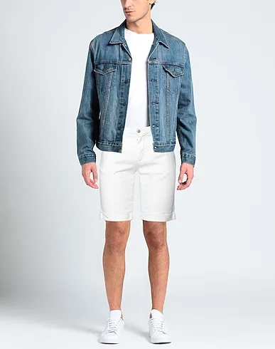 https://images.styletyx.com/images/white-plain-weave-shorts-bermuda-mason-s-1291748170_2.webp