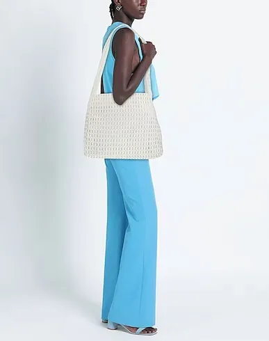 https://images.styletyx.com/images/white-plain-weave-shoulder-bag-alpha-studio-13047304_3.webp