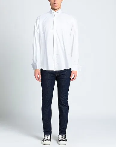 https://images.styletyx.com/images/white-plain-weave-solid-color-shirt-cc-collection-corneliani-12989282_2.webp