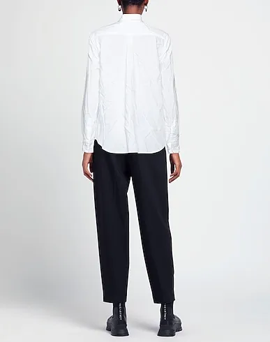 https://images.styletyx.com/images/white-plain-weave-solid-color-shirts-blouses-comme-des-garcons-13121940_3.webp