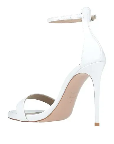 https://images.styletyx.com/images/white-sandals-le-silla-1681651_3.webp