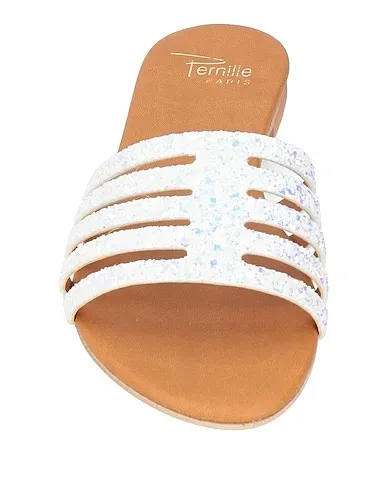 https://images.styletyx.com/images/white-sandals-pernille-paris-873314035_4.webp