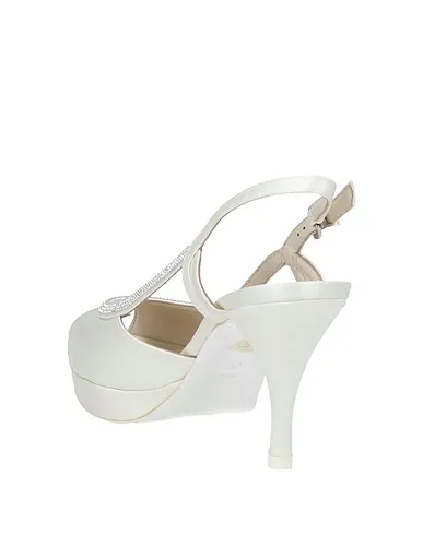 https://images.styletyx.com/images/white-satin-sandals-tiffi-2505276_3.webp