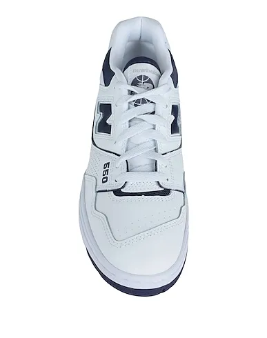 https://images.styletyx.com/images/white-sneakers-550-new-balance-13229858_4.webp