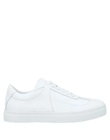 https://images.styletyx.com/images/white-sneakers-a-cold-wall-13574946_1.webp
