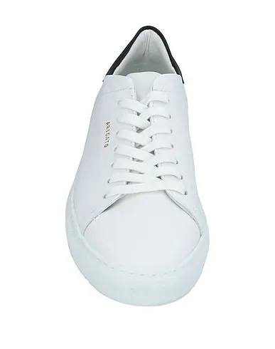 https://images.styletyx.com/images/white-sneakers-axel-arigato-3163511_4.webp