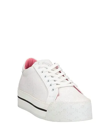 https://images.styletyx.com/images/white-sneakers-blumarine-710507350_2.webp