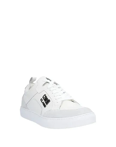https://images.styletyx.com/images/white-sneakers-cavalli-class-13700916_2.webp