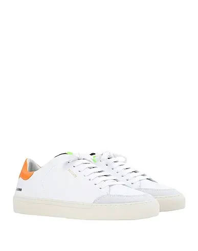 https://images.styletyx.com/images/white-sneakers-clean-90-triple-axel-arigato-2832404_2.webp