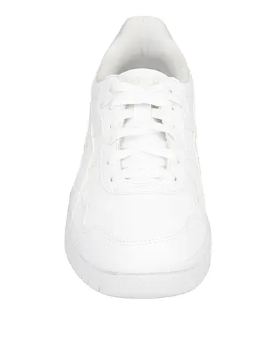 https://images.styletyx.com/images/white-sneakers-comme-des-garcons-x-asics-711333985_4.webp