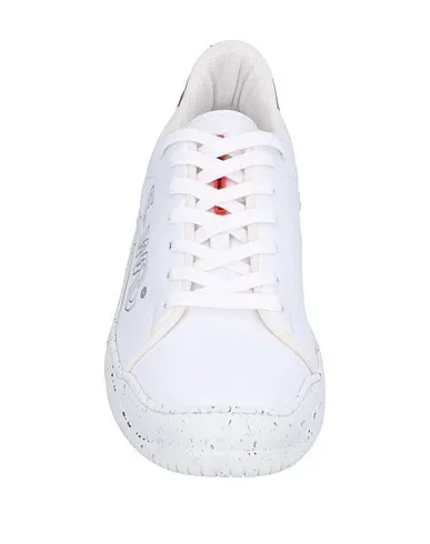 https://images.styletyx.com/images/white-sneakers-f-wd-2943791_4.webp