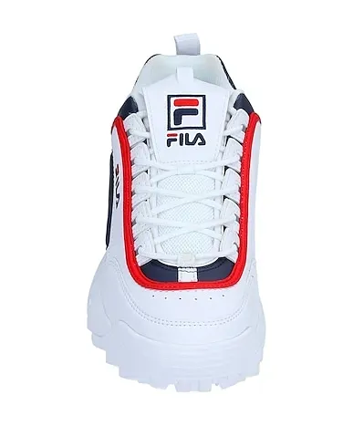https://images.styletyx.com/images/white-sneakers-fila-1006161056_4.webp
