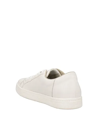 https://images.styletyx.com/images/white-sneakers-geox-13016973_3.webp