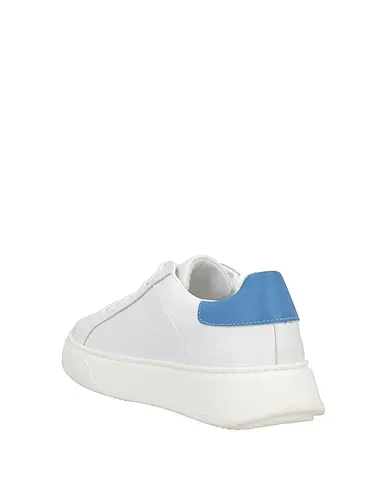 https://images.styletyx.com/images/white-sneakers-nira-rubens-13013150_3.webp