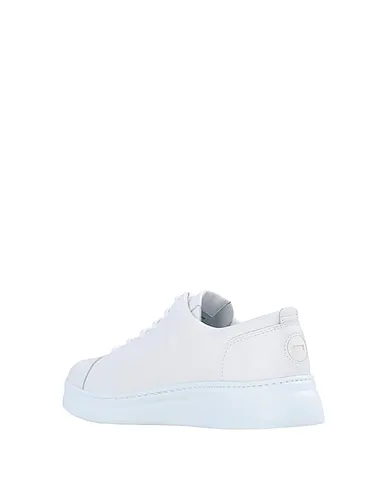 https://images.styletyx.com/images/white-sneakers-runner-up-camper-917404_3.webp