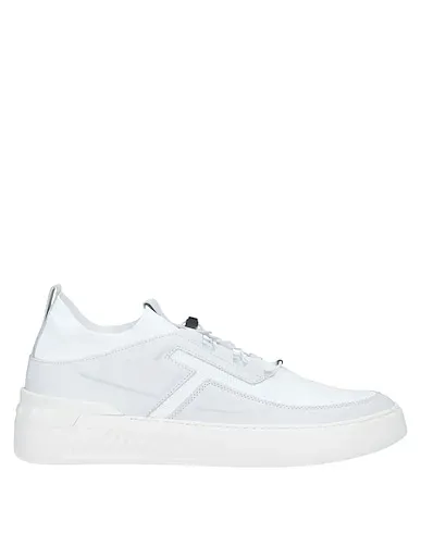https://images.styletyx.com/images/white-sneakers-tod-s-no-code-1910369384_1.webp