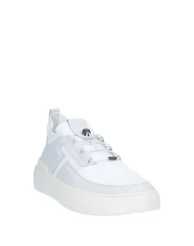 https://images.styletyx.com/images/white-sneakers-tod-s-no-code-1910369384_2.webp