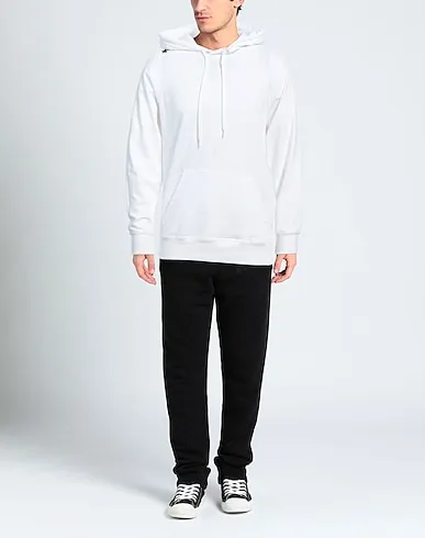 https://images.styletyx.com/images/white-sweatshirt-hooded-sweatshirt-the-editor-13118966_2.webp