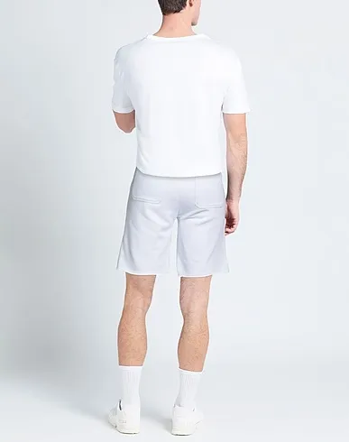 https://images.styletyx.com/images/white-sweatshirt-shorts-bermuda-blauer-1006398401_3.webp