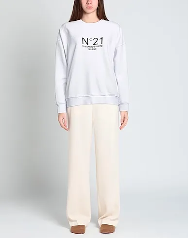 https://images.styletyx.com/images/white-sweatshirt-sweatshirt-n21-13311286_2.webp