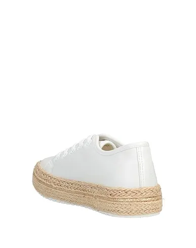 https://images.styletyx.com/images/white-techno-fabric-espadrilles-laura-biagiotti-2826135_3.webp