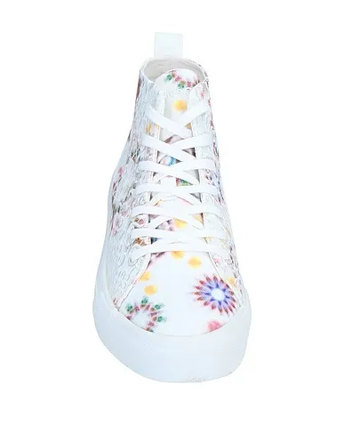 https://images.styletyx.com/images/white-techno-fabric-sneakers-desigual-1093341_4.webp