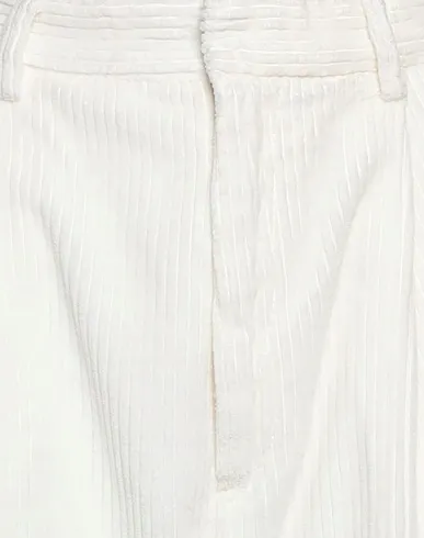 https://images.styletyx.com/images/white-velvet-casual-pants-haikure-13364270_4.webp