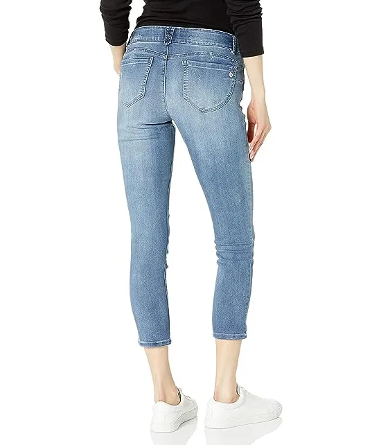 https://images.styletyx.com/images/women-s-ab-solution-crop-jean-democracy-1778137_2.webp