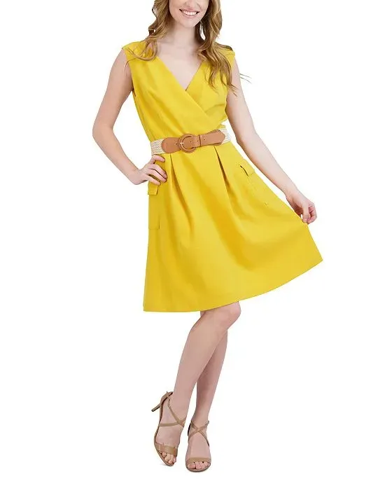 https://images.styletyx.com/images/women-s-belted-v-neck-sleeveless-dress-donna-ricco-255720063_5.webp