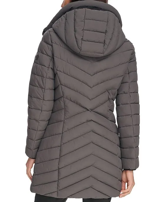 https://images.styletyx.com/images/women-s-bibbed-hooded-packable-puffer-coat-created-for-macy-s-dkny-1910114416_2.webp
