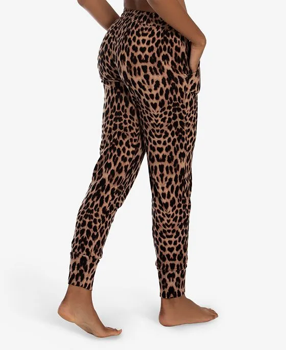 https://images.styletyx.com/images/women-s-chloe-cheetah-namoja-hacci-pant-midnight-bakery-2115641_3.webp