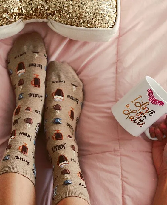 https://images.styletyx.com/images/women-s-coffee-fashion-crew-socks-hot-sox-3040038_2.webp