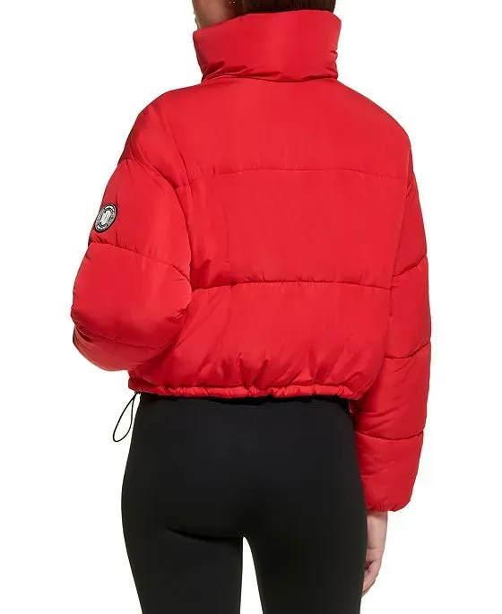 https://images.styletyx.com/images/women-s-cropped-long-sleeve-puffer-jacket-dkny-13546562_4.webp