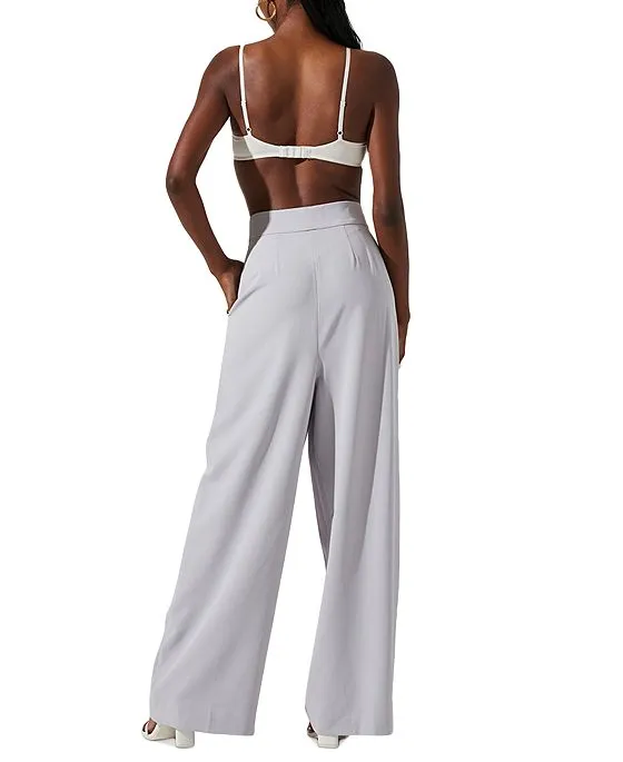 https://images.styletyx.com/images/women-s-crossover-waist-boyfriend-pants-astr-the-label-13249323_2.webp