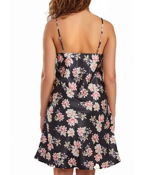 https://images.styletyx.com/images/women-s-cyrus-ultra-soft-floral-satin-chemise-in-bias-cut-silhouette-icollection-12963697_2.webp