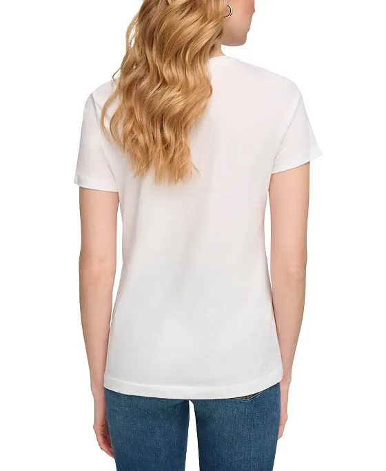 https://images.styletyx.com/images/women-s-embellished-foiled-logo-t-shirt-dkny-650549008_2.webp