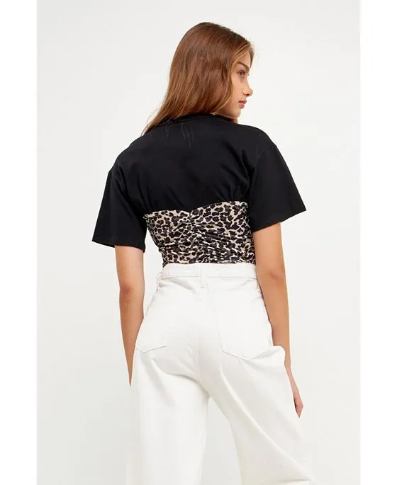https://images.styletyx.com/images/women-s-leopard-shirred-cropped-top-grey-lab-13333742_3.webp