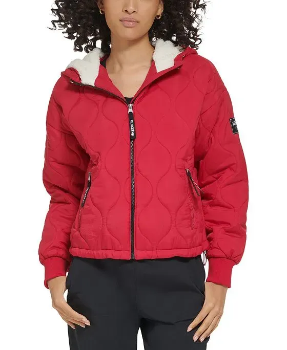 https://images.styletyx.com/images/women-s-lightweight-quilted-hooded-jacket-tommy-hilfiger-12927034_1.webp