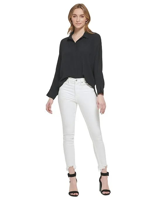 https://images.styletyx.com/images/women-s-long-sleeve-v-neck-collared-shirt-calvin-klein-13319399_1.webp