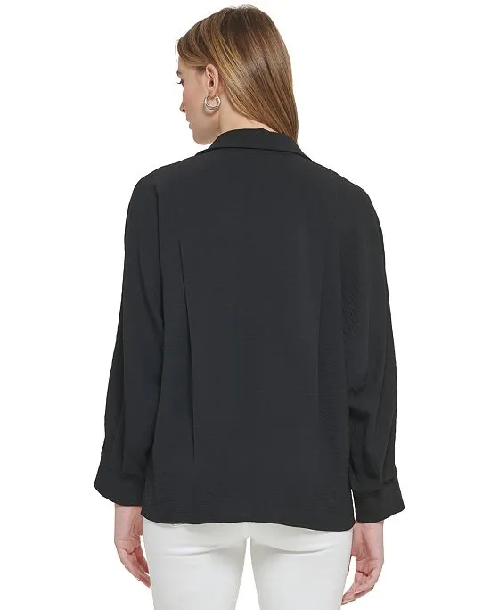 https://images.styletyx.com/images/women-s-long-sleeve-v-neck-collared-shirt-calvin-klein-13319399_2.webp