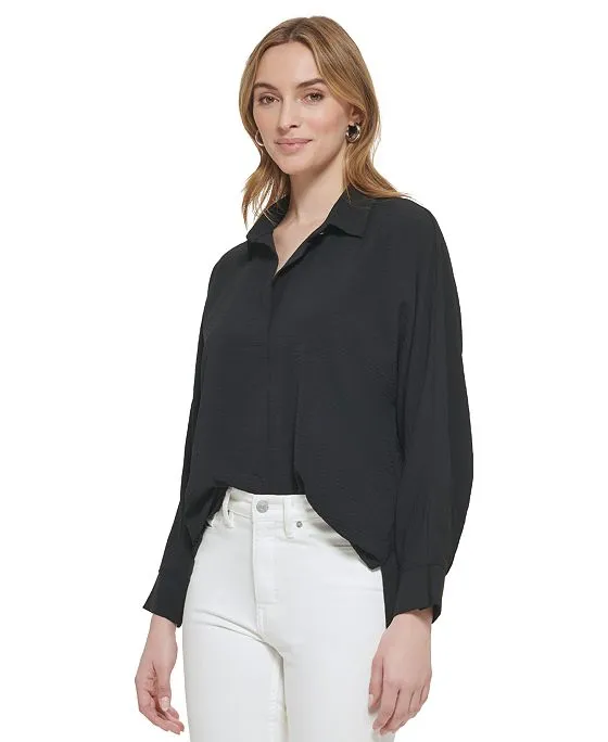 https://images.styletyx.com/images/women-s-long-sleeve-v-neck-collared-shirt-calvin-klein-13319399_4.webp
