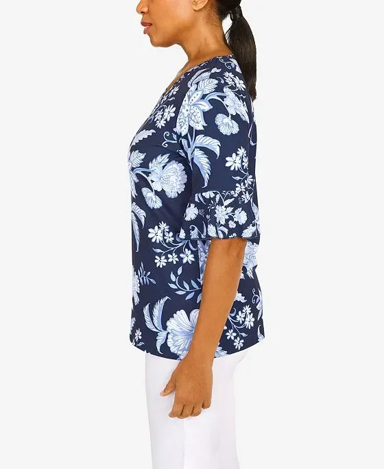 https://images.styletyx.com/images/women-s-mixed-batik-floral-top-alfred-dunner-13420407_3.webp
