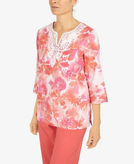 https://images.styletyx.com/images/women-s-split-neck-ikat-watercolor-top-alfred-dunner-13331273_4.webp
