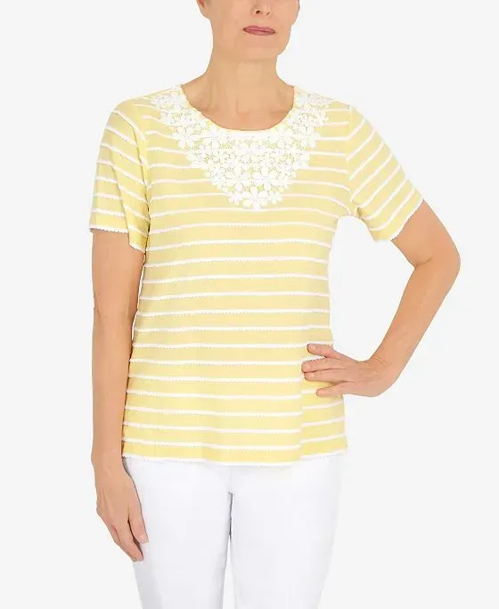 https://images.styletyx.com/images/women-s-summer-in-the-city-striped-flower-neck-top-alfred-dunner-13232294_1.webp