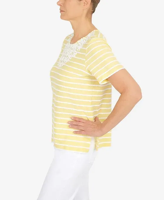 https://images.styletyx.com/images/women-s-summer-in-the-city-striped-flower-neck-top-alfred-dunner-13232294_4.webp