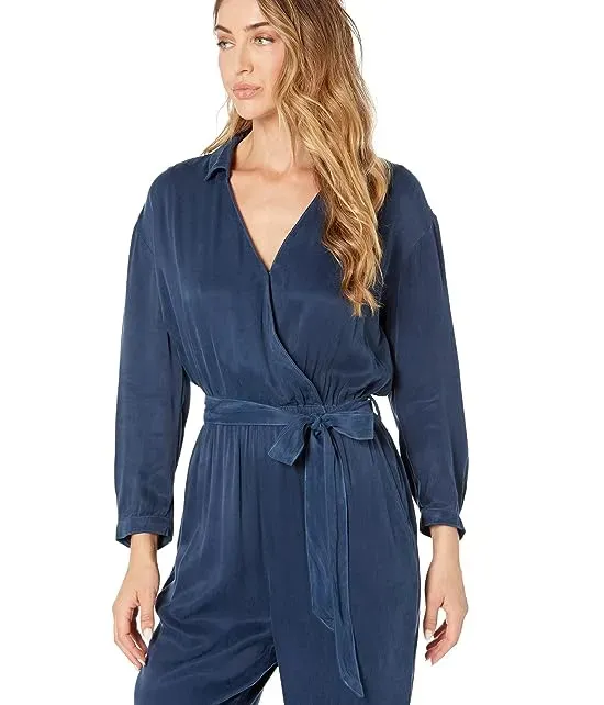https://images.styletyx.com/images/wrap-front-jumpsuit-bella-dahl-3142127_3.webp