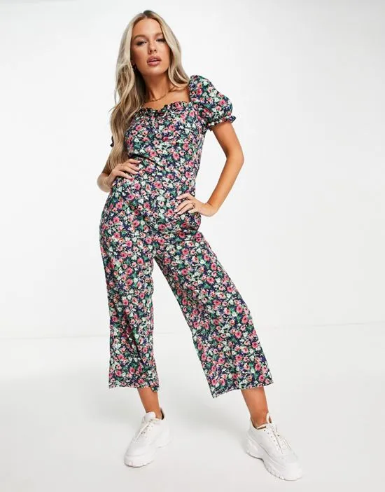 https://images.styletyx.com/images/wrap-front-jumpsuit-in-navy-floral-ax-paris-2862574_1.webp