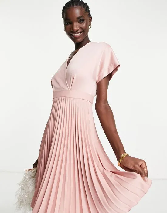 https://images.styletyx.com/images/wrap-front-pleated-midi-skater-dress-in-mink-closet-london-1834650_3.webp