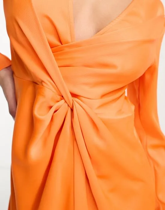 https://images.styletyx.com/images/x-klara-hellqvist-satin-twist-front-plunge-maxi-dress-in-sunset-orange-something-new-1003667301_3.webp